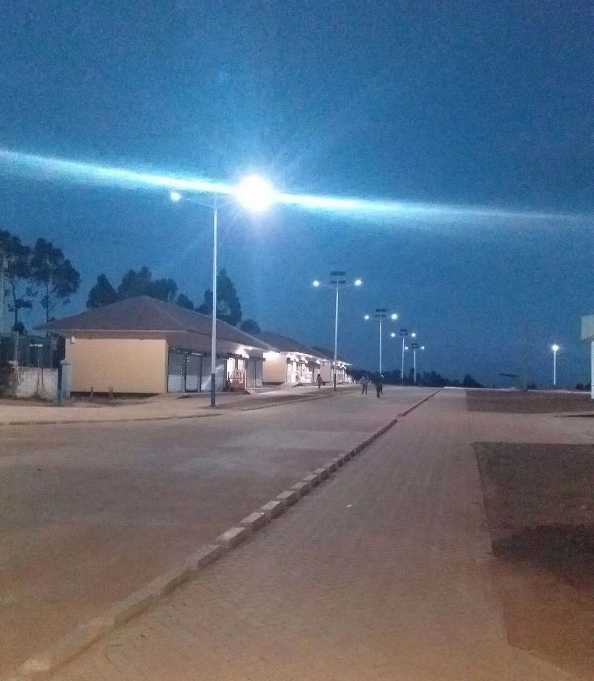 呼和浩特市非洲科特迪瓦太阳能路灯工程